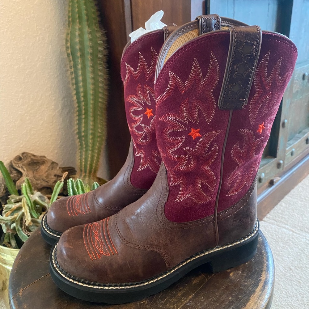 Like new fatbaby boots 7 1/2